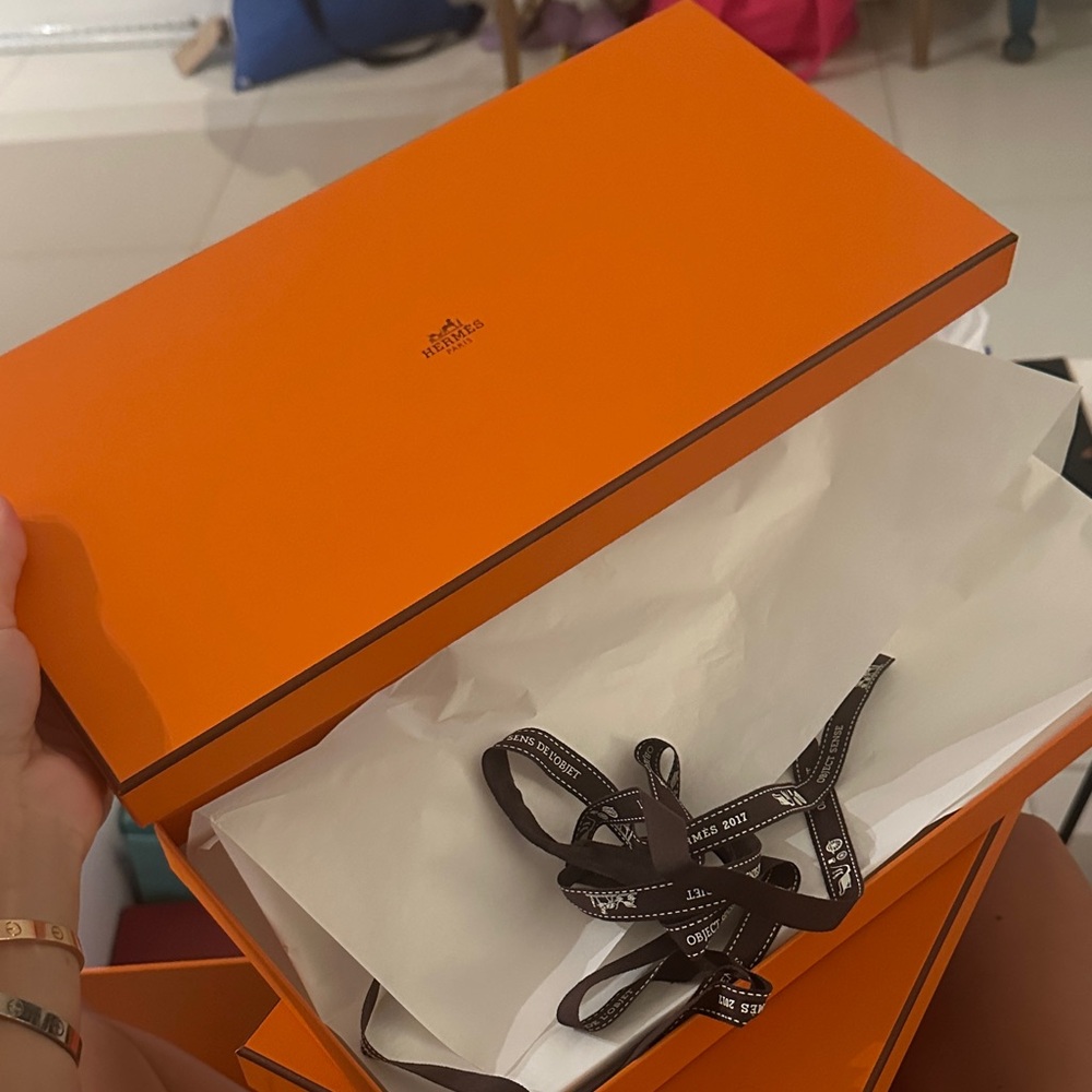 Hermès Orange Gift Box with Ribbon